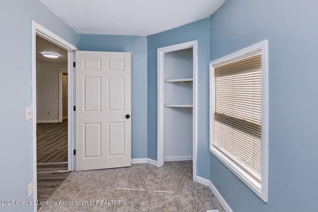 714 S Hayford Avenue, Lansing, MI 48912