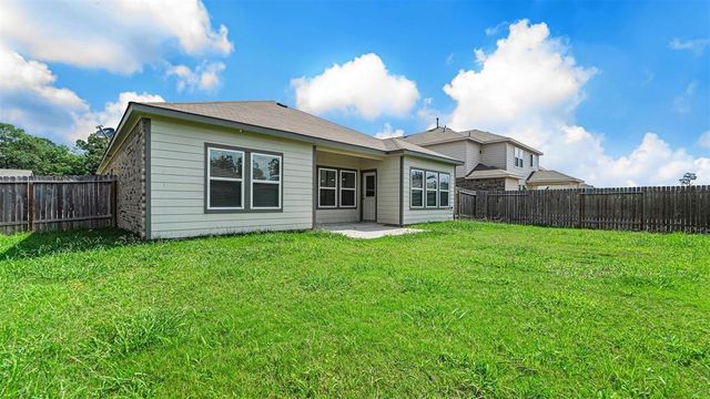 15020 Meadow Glen N, Conroe, TX 77306