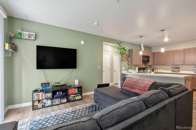 8475 E 36th Avenue 109, Denver, CO 80238