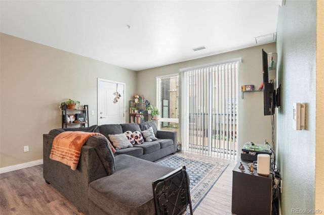 8475 E 36th Avenue 109, Denver, CO 80238