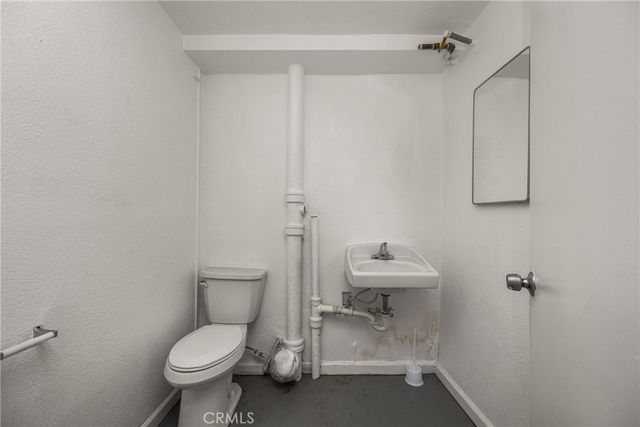 4901 Telegraph Road, Los Angeles, CA 90022