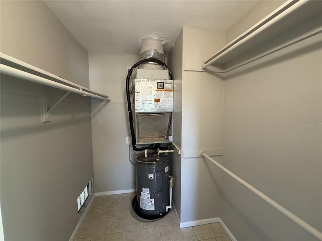 3602 BENEVA ROAD 405, Sarasota, FL 34232