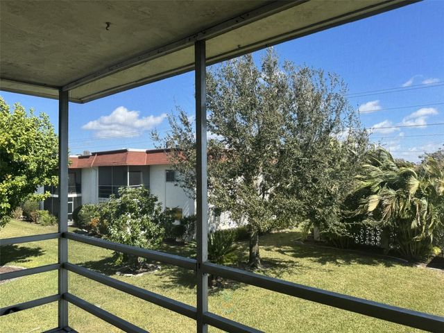 3602 BENEVA ROAD 405, Sarasota, FL 34232