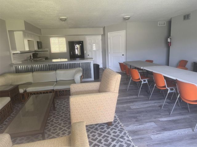 3602 BENEVA ROAD 405, Sarasota, FL 34232