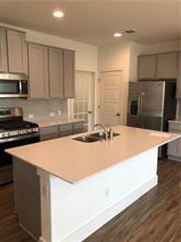 625 Golden Glory RD, Leander, TX 78641