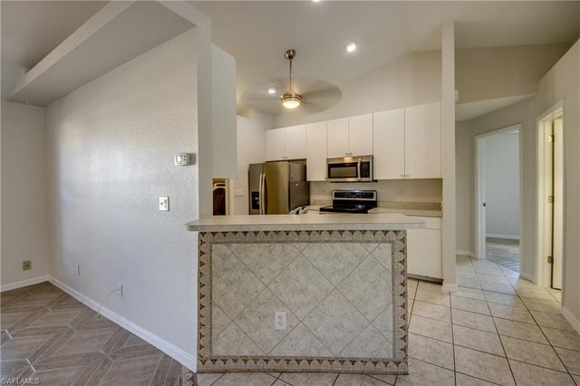 238 SW 43rd TER, Cape Coral, FL 33914