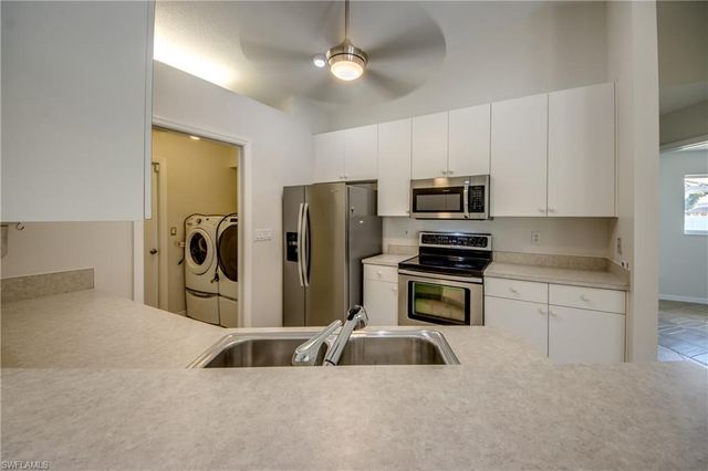 238 SW 43rd TER, Cape Coral, FL 33914