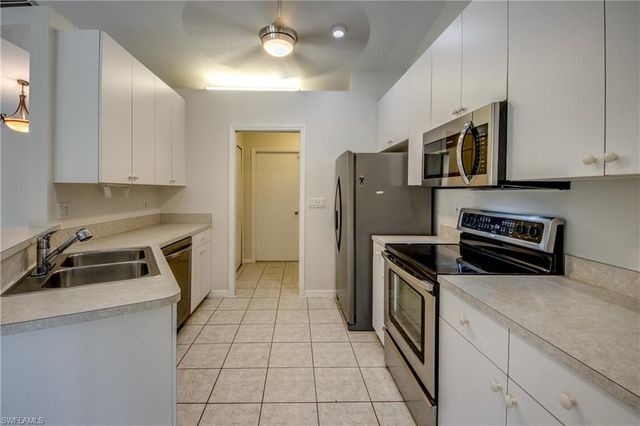 238 SW 43rd TER, Cape Coral, FL 33914