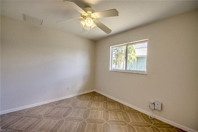 238 SW 43rd TER, Cape Coral, FL 33914