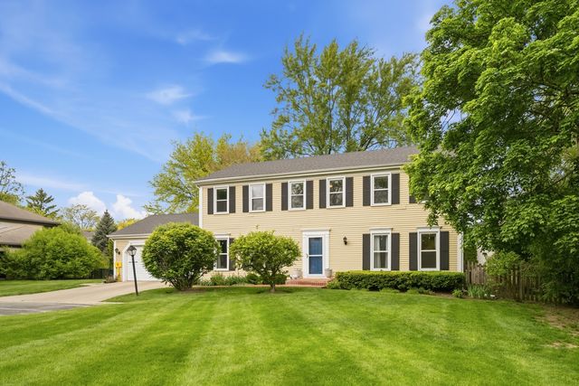 2831 FARMINGTON Road, Northbrook, IL 60062