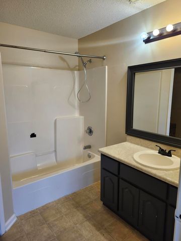 145 Timber Wind Drive, Defuniak Springs, FL 32433