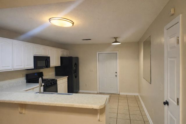 145 Timber Wind Drive, Defuniak Springs, FL 32433