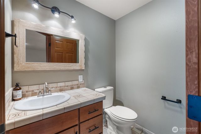 27422 SE 236th Street, Maple Valley, WA 98038