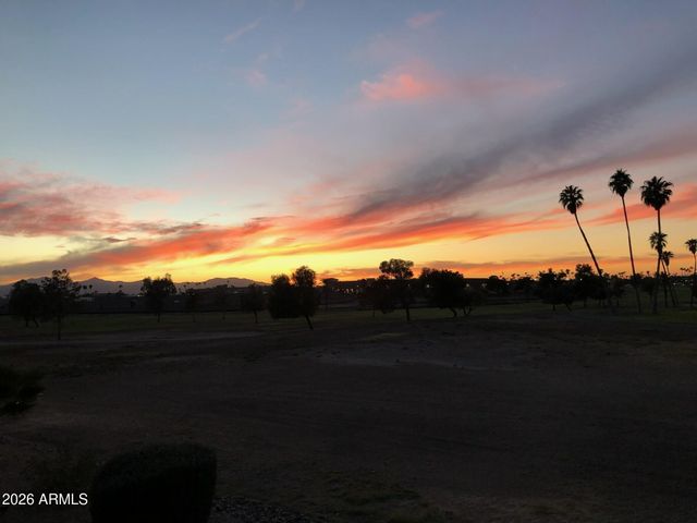 19244 N STAR RIDGE Drive, Sun City West, AZ 85375