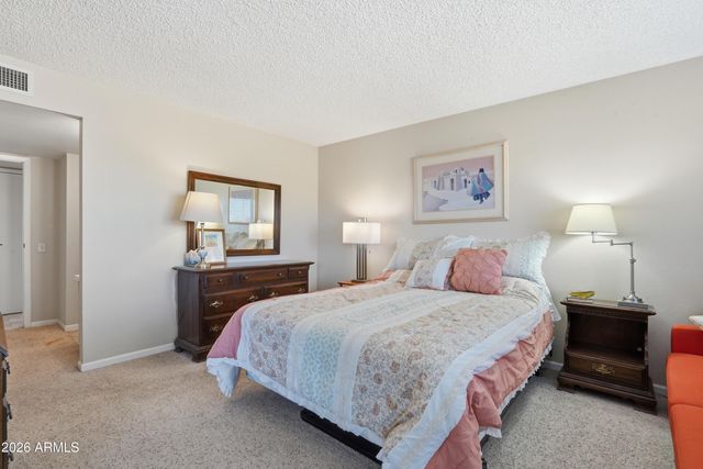 19244 N STAR RIDGE Drive, Sun City West, AZ 85375