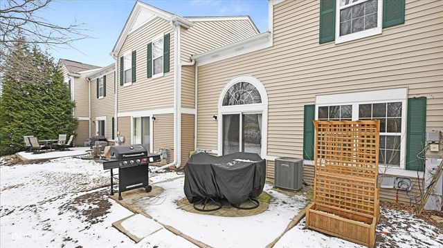 4013 Oak Tree Lane, Plainfield, IL 60586