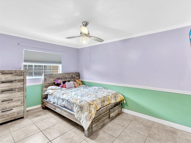 1900 NW 95th Avenue, Pembroke Pines, FL 33024