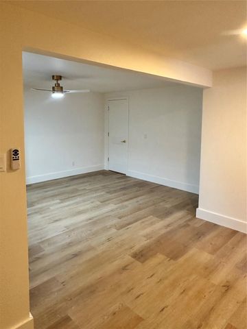 408 Randall Street 9, Pasadena, TX 77506