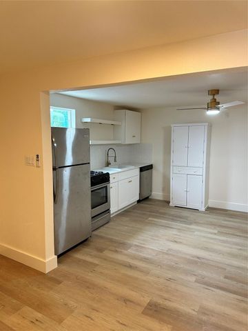 408 Randall Street 9, Pasadena, TX 77506