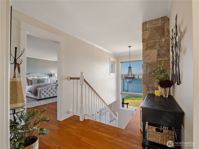 969 12th Avenue, Fox Island, WA 98333