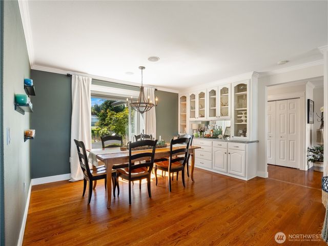969 12th Avenue, Fox Island, WA 98333