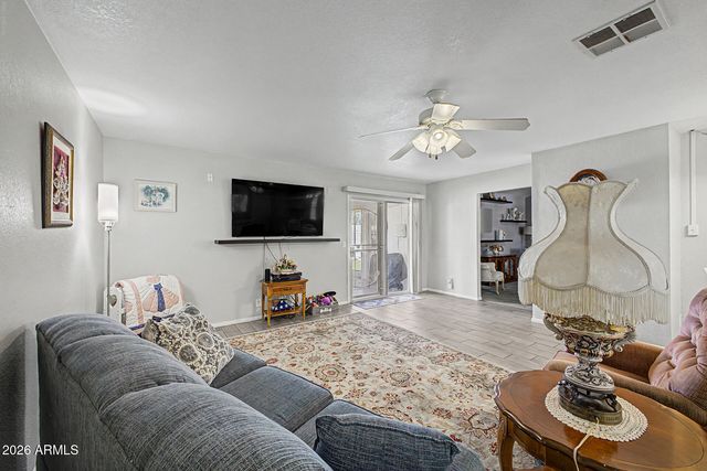 16463 N 60TH Avenue, Glendale, AZ 85306