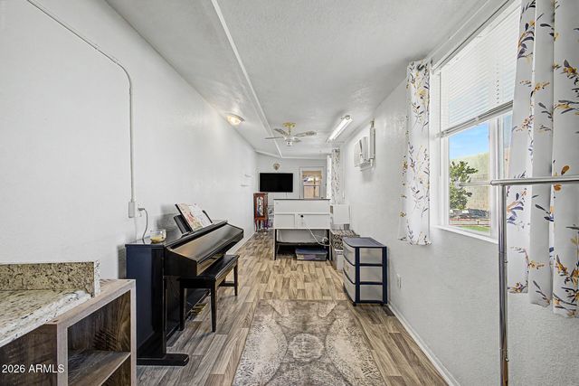 16463 N 60TH Avenue, Glendale, AZ 85306