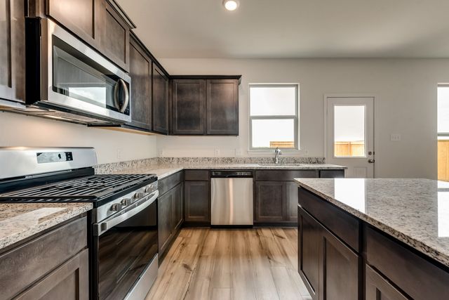 301 Shaw Creek Boulevard, Ferris, TX 75125