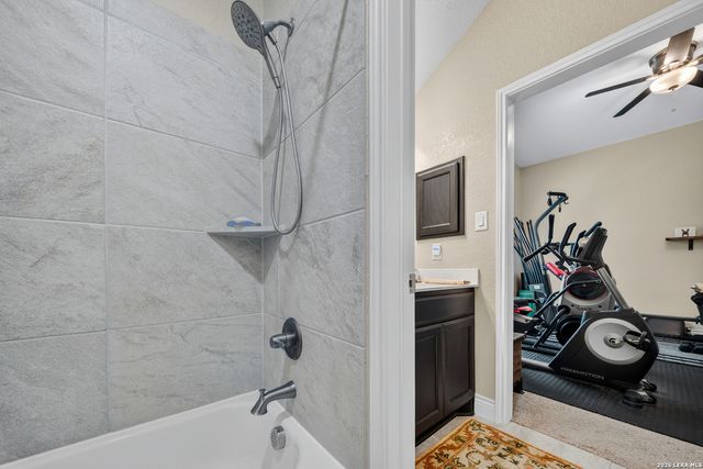 1928 Cottonwood Way, San Antonio, TX 78253