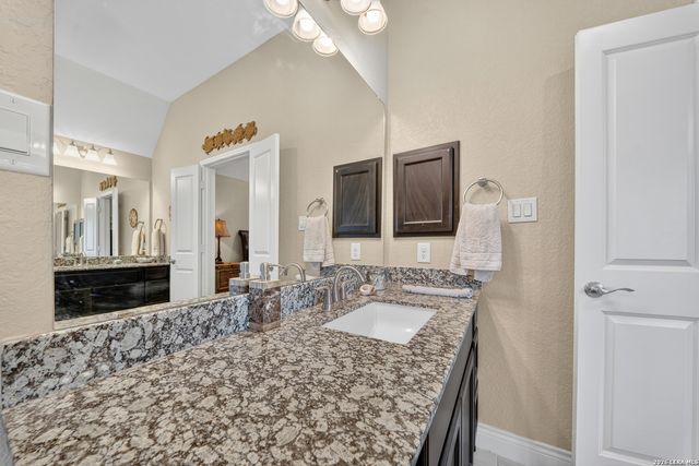 1928 Cottonwood Way, San Antonio, TX 78253