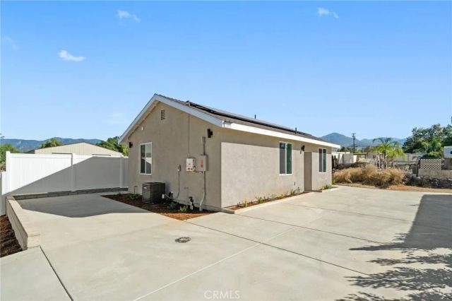 1318 MAlachite Avenue, Mentone, CA 92359