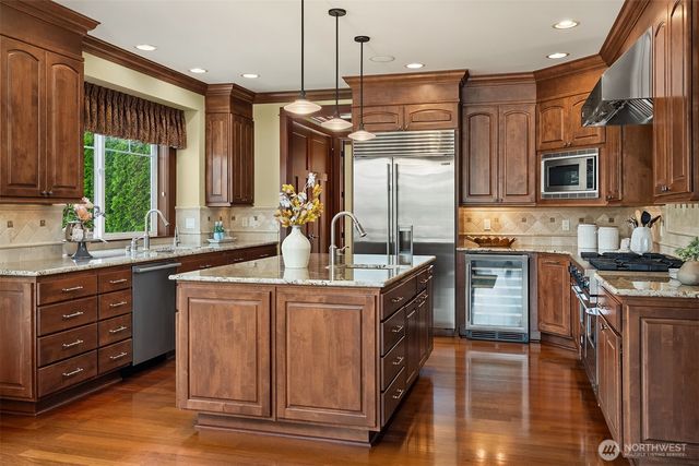 8321 144th Avenue SE, Newcastle, WA 98059