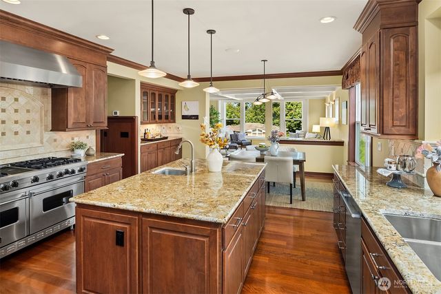 8321 144th Avenue SE, Newcastle, WA 98059