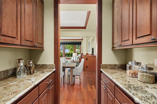 8321 144th Avenue SE, Newcastle, WA 98059