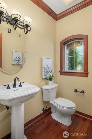 8321 144th Avenue SE, Newcastle, WA 98059