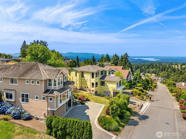 8321 144th Avenue SE, Newcastle, WA 98059