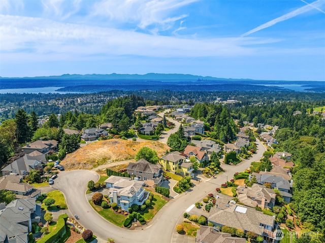 8321 144th Avenue SE, Newcastle, WA 98059