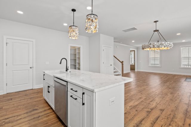 1421 Tangles Trail, Charleston, SC 29492