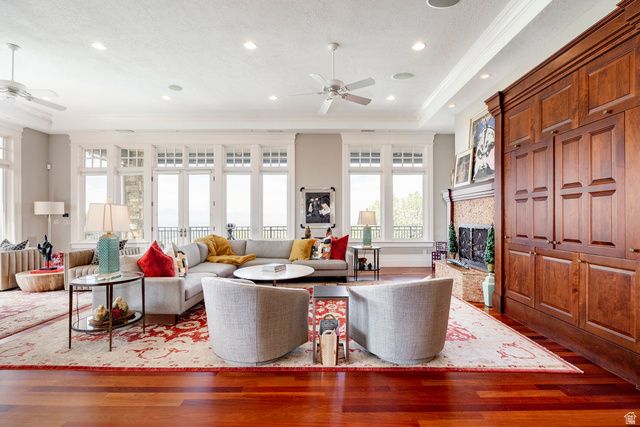 2076 S SCENIC CIR, Salt Lake City, UT 84109