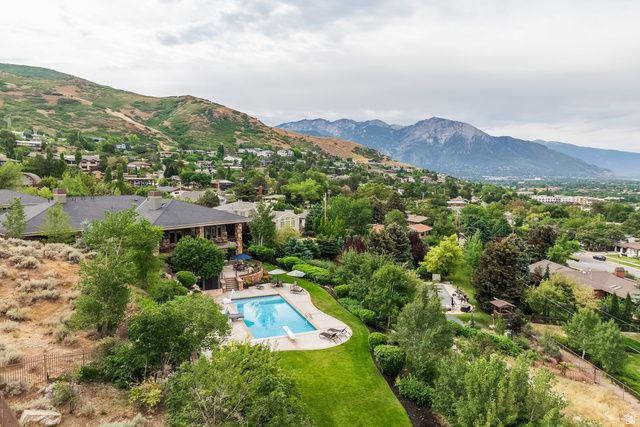 2076 S SCENIC CIR, Salt Lake City, UT 84109