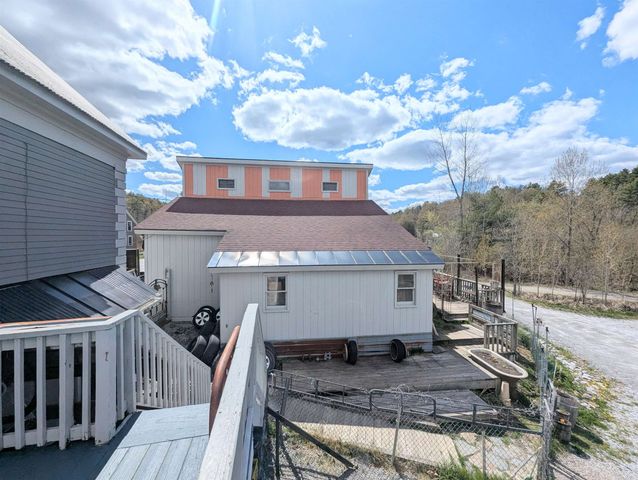 1292 US Route 2, Marshfield, VT 05658
