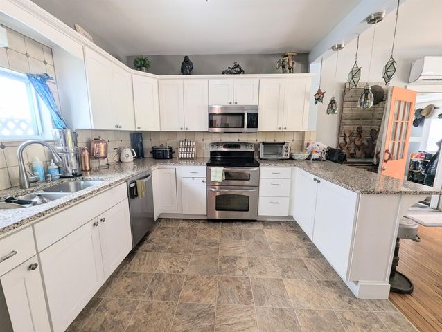 1292 US Route 2, Marshfield, VT 05658