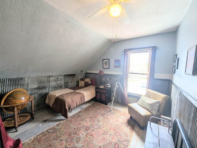 1292 US Route 2, Marshfield, VT 05658