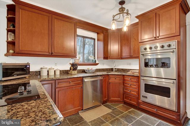 308 WINSOME DR, Hampstead, MD 21074