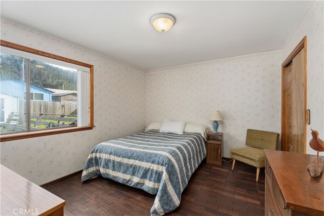 37043 Omega, Westport, CA 95488