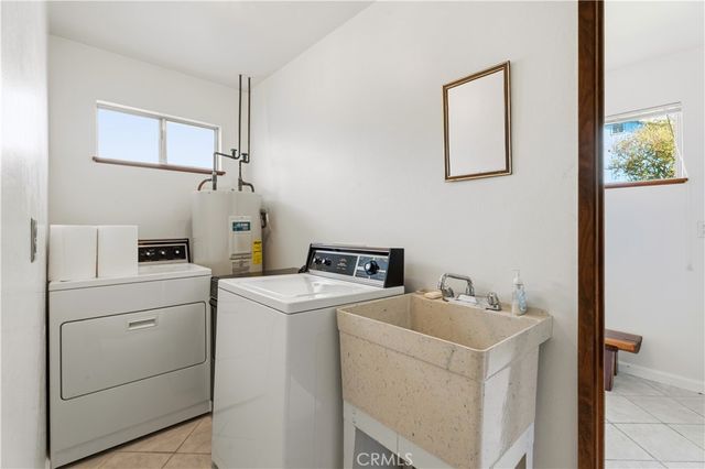 37043 Omega, Westport, CA 95488