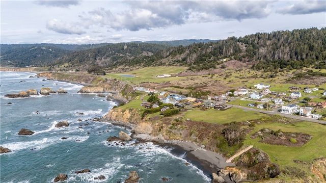 37043 Omega, Westport, CA 95488