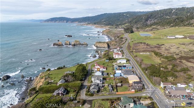 37043 Omega, Westport, CA 95488