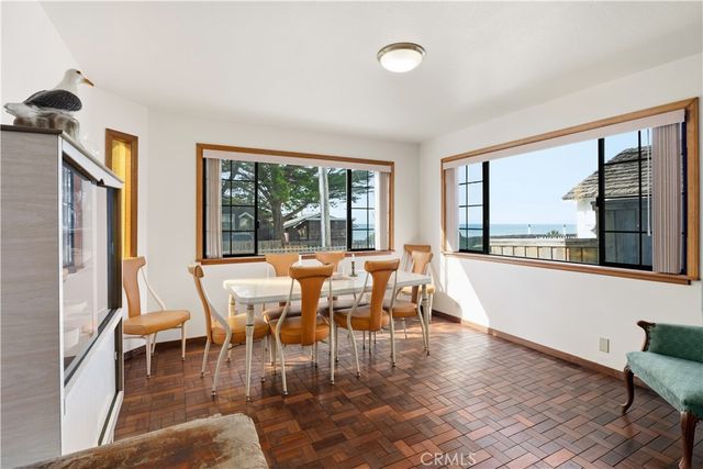 37043 Omega, Westport, CA 95488