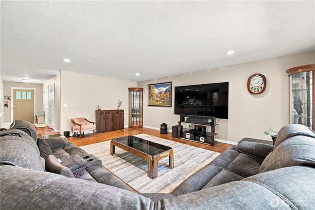 753 E Mason Benson Road, Grapeview, WA 98546